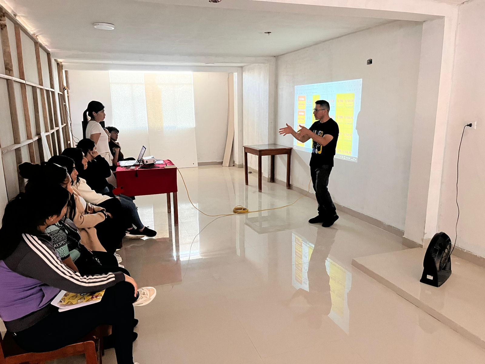 WhatsApp Image 2025-09-24 at 10.18.19 (4)